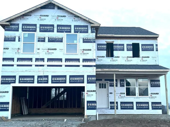 169 Shelton Place Dr, Evans City, PA 16033