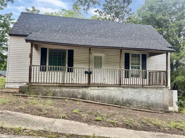 301 Hammett St, Honea Path, SC 29654