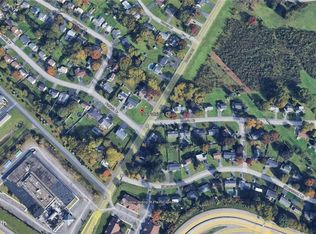 94 Patricia Dr #15, Syracuse, NY 13212