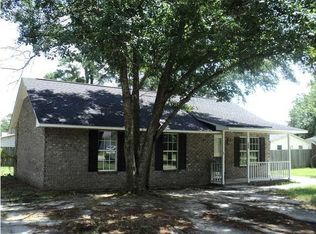 132 White Pine Ct, Moncks Corner, SC 29461