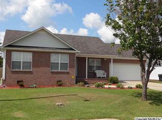 3907 Whitney Ln SW, Decatur, AL 35603