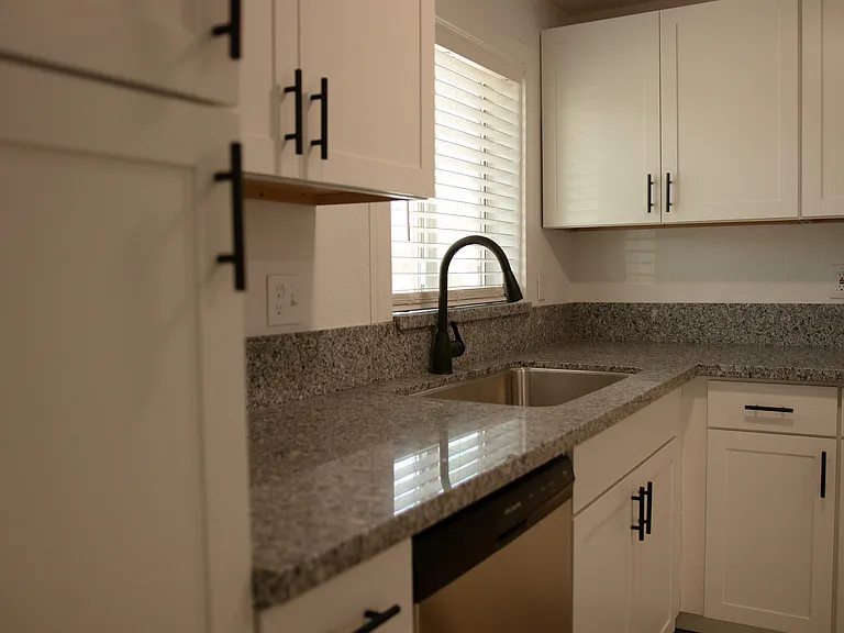 415 W Mohave St #2 — Photo 3