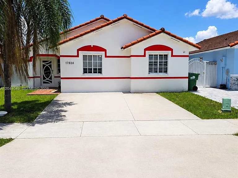 17834 SW 144th Ct — Photo 1