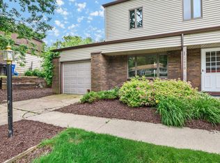 3610 Valley Ridge Rd, Middleton, WI 53562