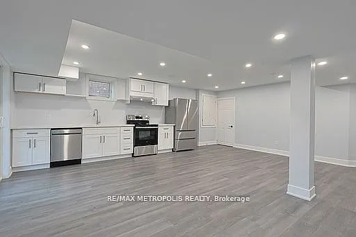 75 Eastgrove Sq #BASEMENT — Photo 2