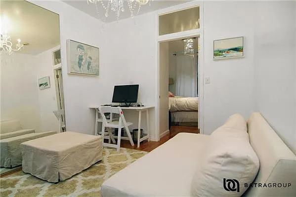 Rented by Batra Group Inc | media 28