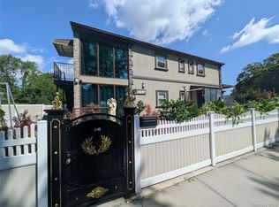 5056 Utopia Pkwy, Fresh Meadows, NY 11365
