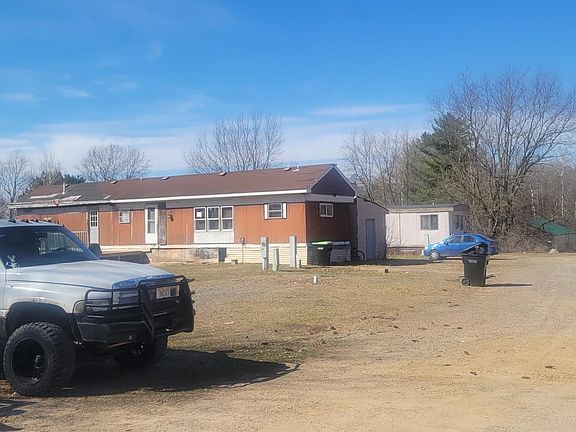 4th image of 204 Camp Road #17