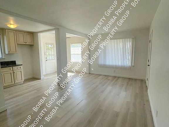 3rd image of 4457 Atlantic Ave APT 4