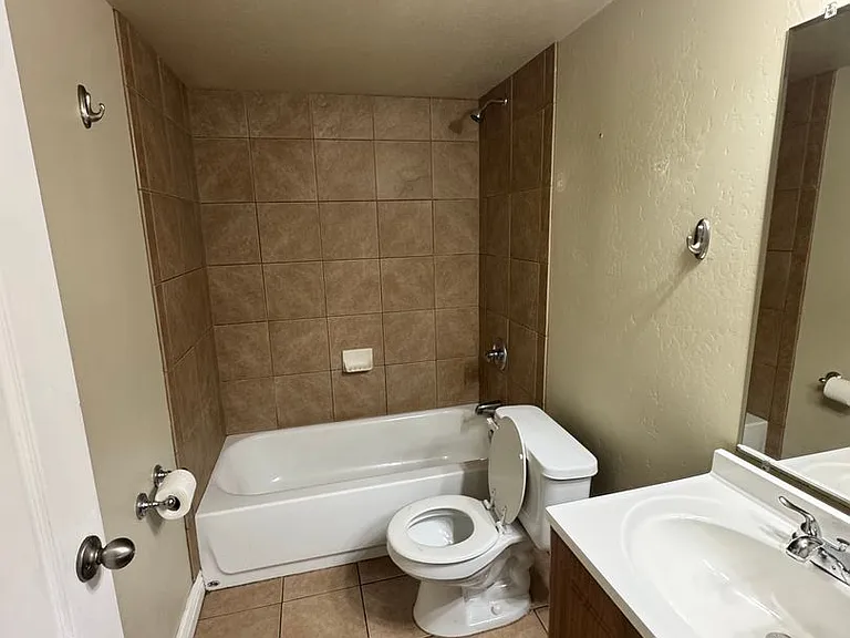 3200 Litzler Dr #19-125 — Photo 7