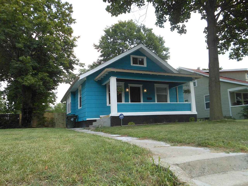 1st image of 1213 Campeau St
