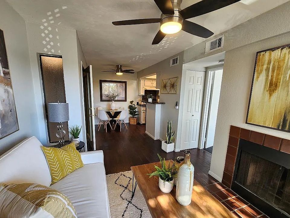 1st image of 4192 33rd St #18