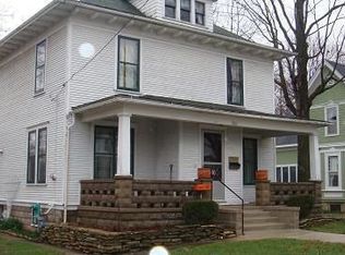 341 Lewis St, Burlington, WI 53105