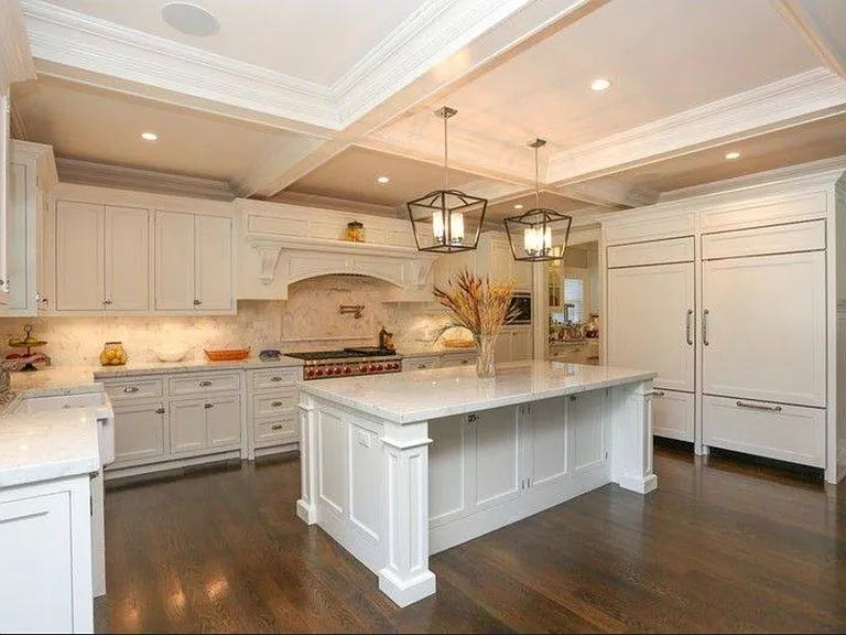 39 Middle Pond Rd — Photo 5