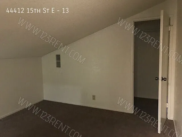 44412 15th St E #13 — Photo 11
