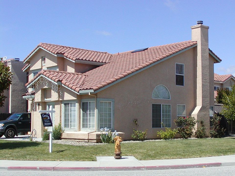 1st image of 760 Las Palmas Dr