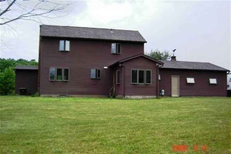 3rd image of 103 BRYANTS BRIDGE Road