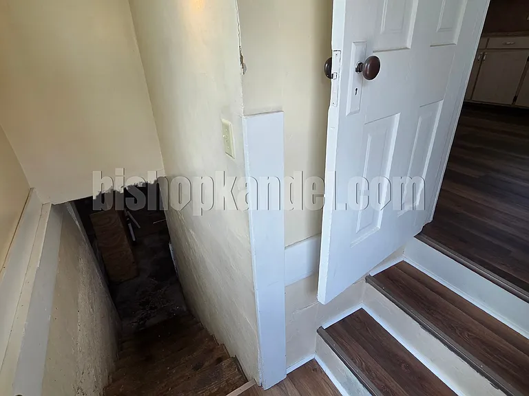 625 Crystal Ave — Photo 9
