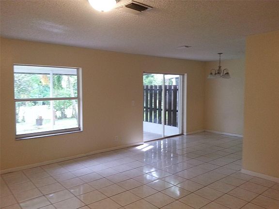 4th image of 5108 Pine Abbey #5108