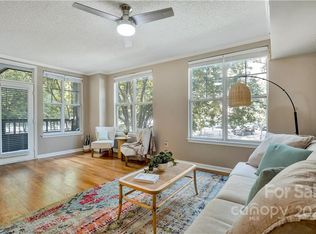405 W 7th St APT 202, Charlotte, NC