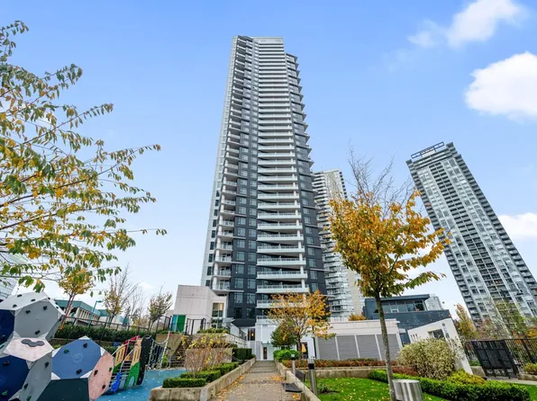 9887 Whalley Blvd #3506, Surrey, BC V3T 0P4