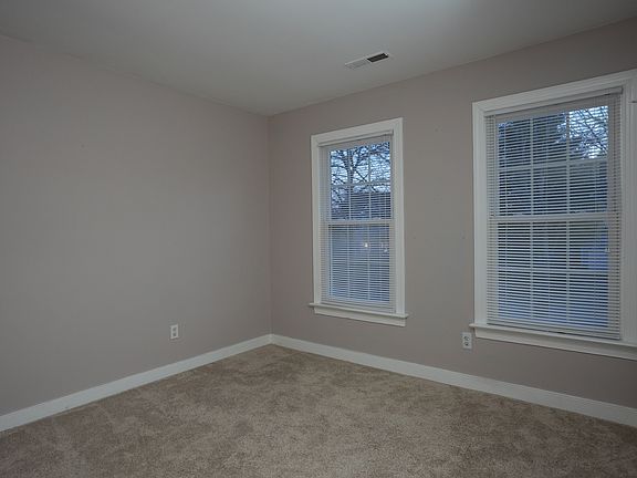 5th image of 6104 Isleworth Dr