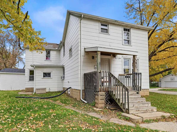 621 Henry St, Neenah, WI 54956