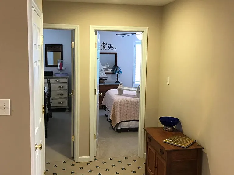 218 Countryshire Dr — Photo 16