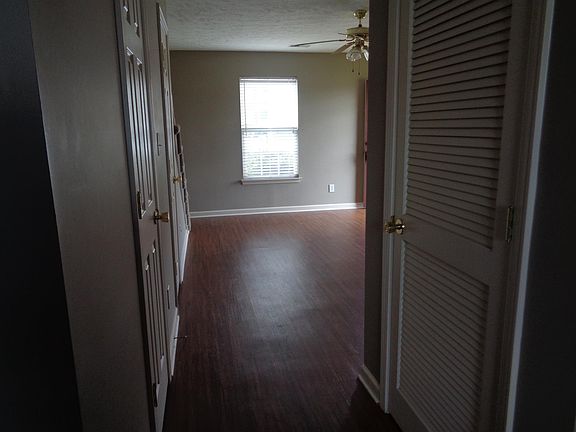 3rd image of 3831 Jockey Dr APT A