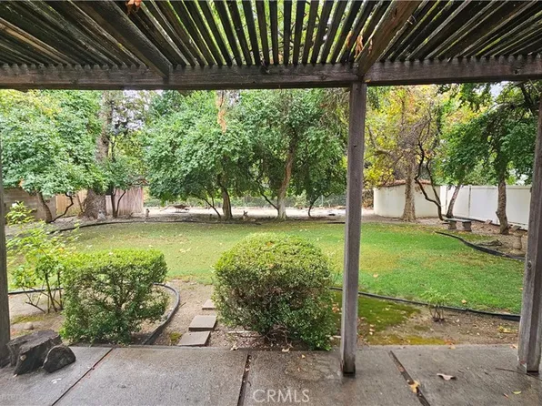 23218 8th St, Santa Clarita, CA 91321