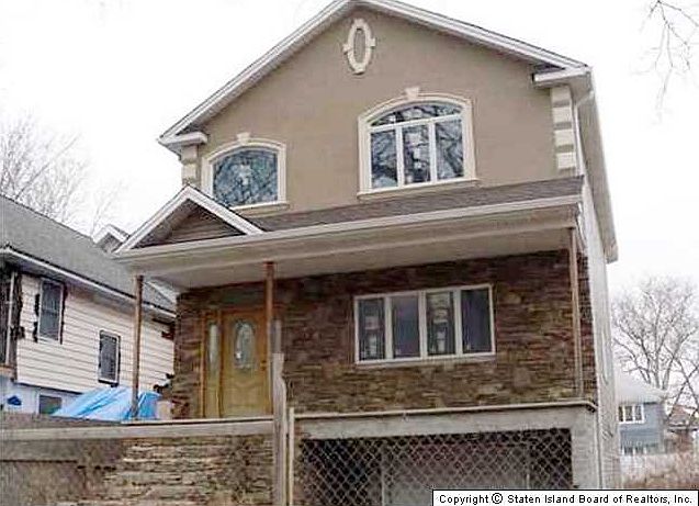 1st image of 279 Prescott Ave