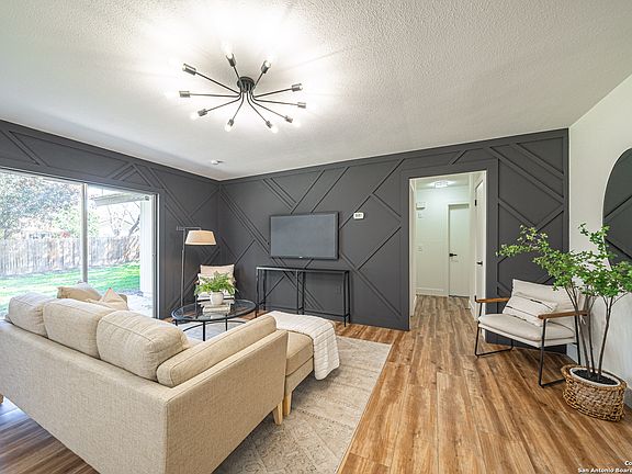 5th image of 5827 BURGOYNE ST