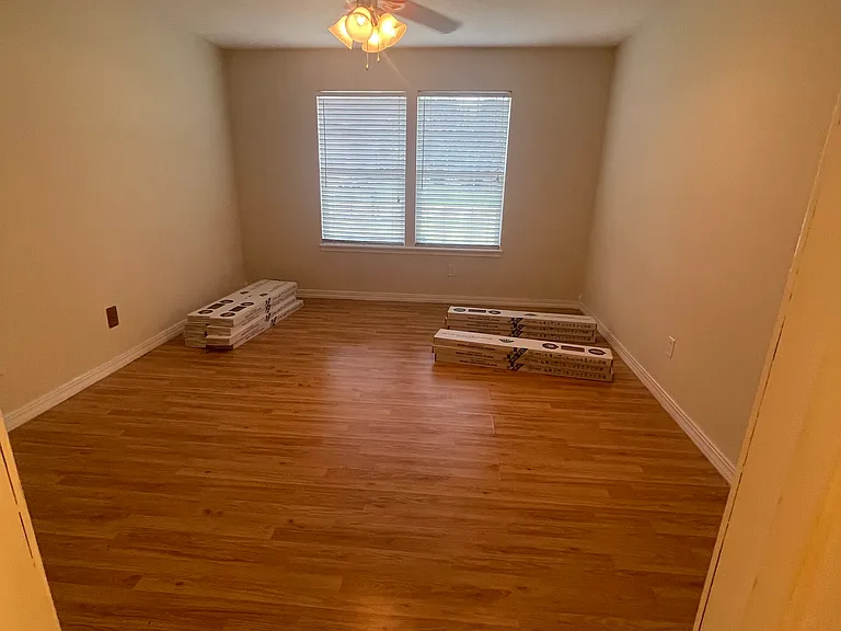 Oakview Dr — Photo 7
