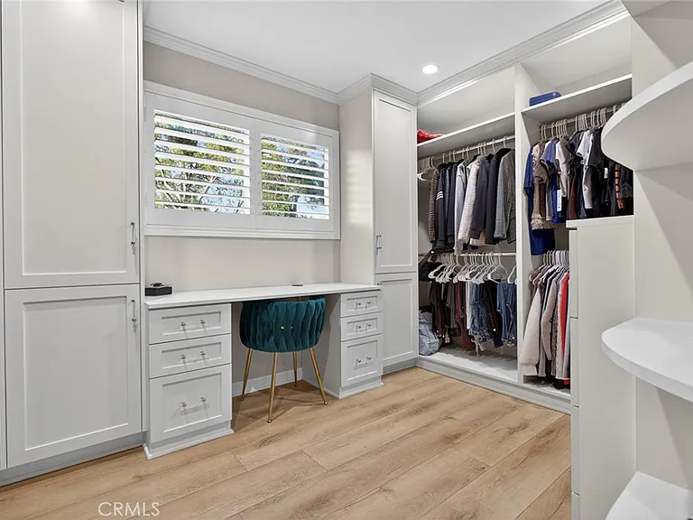 16751 Londelius St — Photo 26