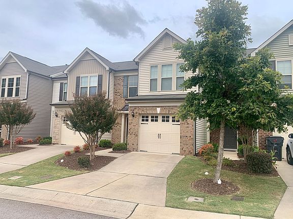 2nd image of 130 Comptonfield Dr