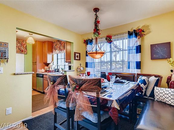 3rd image of 4890 Nara Vista Way Unit 202