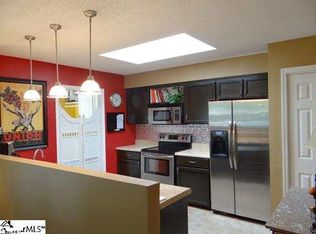 524 Indian Trl, Taylors, SC 29687