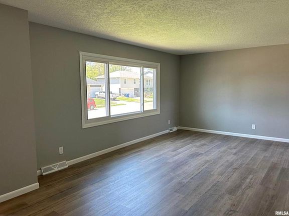 5th image of 3119 Westmar Dr