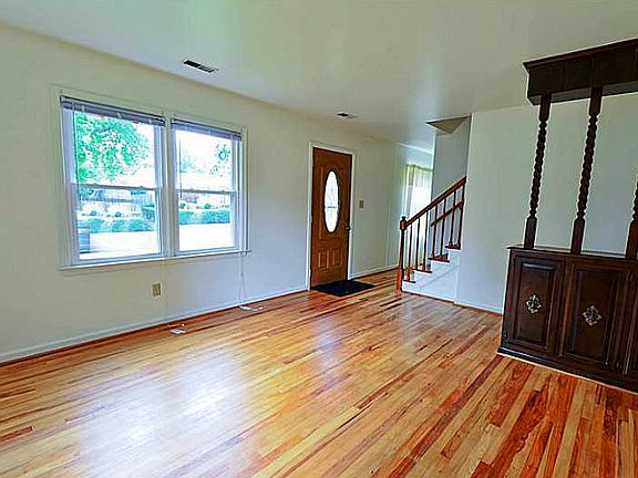 2nd image of 510 Marlin Dr