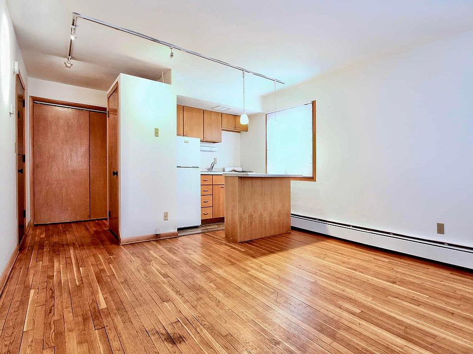 1st image of 1843 N Cambridge Ave #7