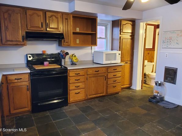 1416 Main St, Browndale, PA 18421