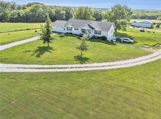 4223 SE Yankee Ridge Rd E, Kingston, MO 64650