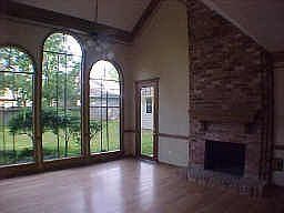 4th image of 5319 Blue Creek Dr
