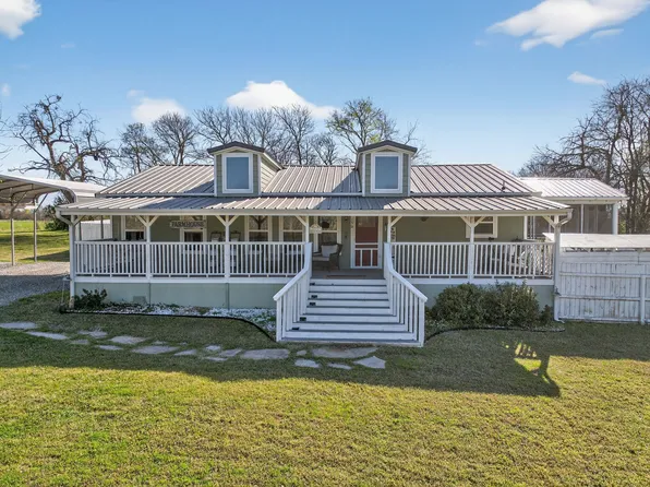 150 S Westlake Dr, Leonard, TX 75452