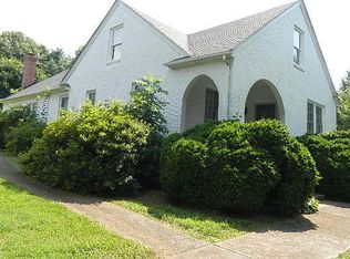 9381 Hardy Rd, Vinton, VA 24179