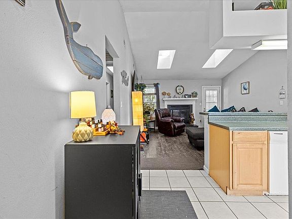 4th image of 4908 Hillswick Dr