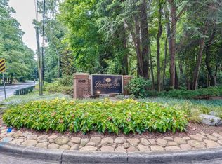 6802 Glenridge Dr APT A, Sandy Springs, GA 30328