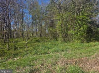 15 Crystal Ct, York Haven, PA 17370