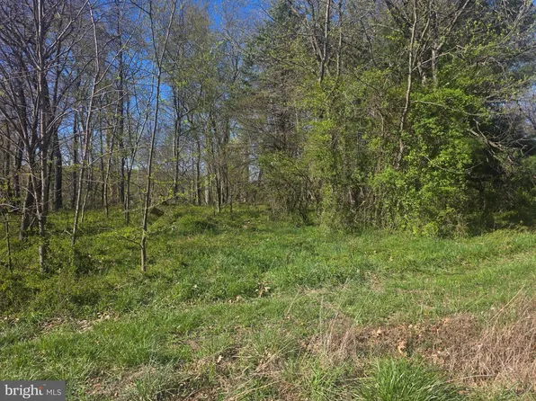 15 Crystal Ct, York Haven, PA 17370