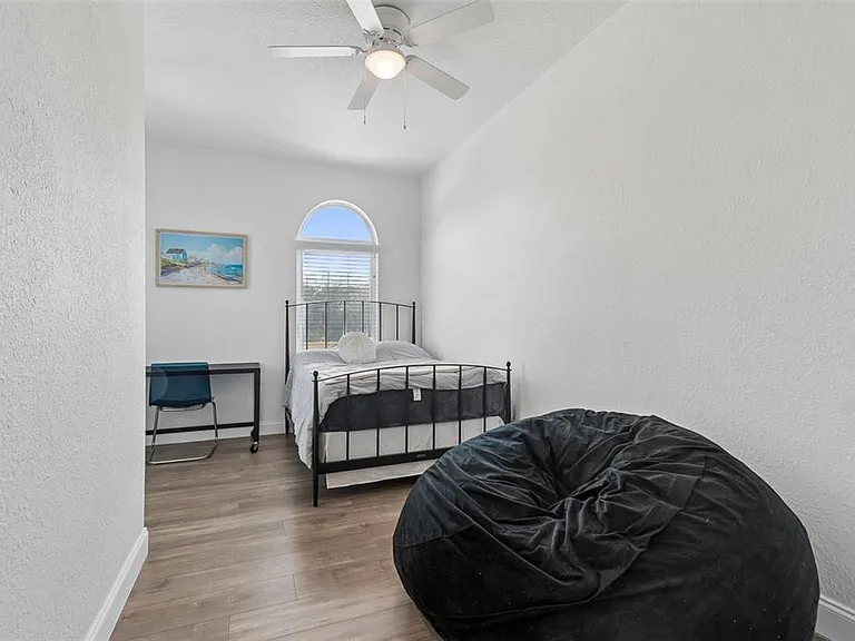 2113 W Cass St #2 — Photo 50